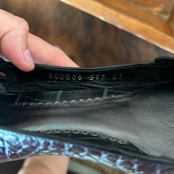 Vintage Giorgio Armani Flats - Picture 6 of 8